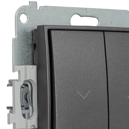 Mechanizm łącznika zwiernego żaluzjowego producent Karlik seria Mini kolor Grafitowy kod 11MWP-8