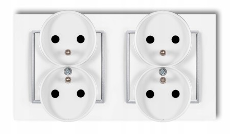 Dwa Gniazda Podwójne Bezpieczne 00/07 16