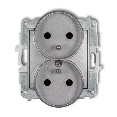 Icon Mechanizm Gniazda Podwójnego Do Ramki Z Uziemieniem 2X(2P+Z) (Przesłony Torów Prądowych) Srebrny Metalik 7Igpr-2Zp