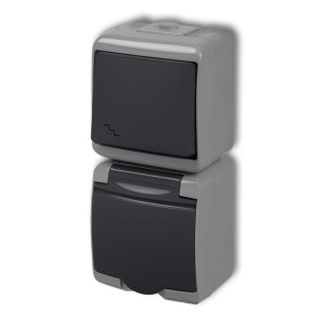 Włącznik Schodowy Z Gniazdem Pojedynczym Z Uziemieniem 2P+Z (Klapka Grafitowa; Bez Przesłon) Natynkowy Popielaty / Grafitowy Junior