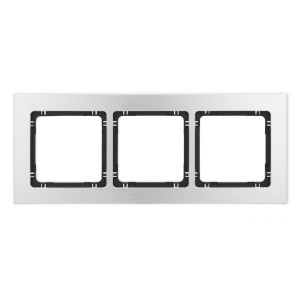 Karlik Deco Srebrny Ramka Uniwersalna Potrójna - Aluminium Szczotkowane (Ramka: Srebrna; Spód: Czarny) 7-12-Dra-3