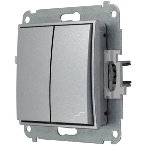 Icon Mechanizm Łącznika Jednobiegunowego Ze Schodowym (Wspólne Zasilanie) Srebrny Metalik 7Iwp-10.1