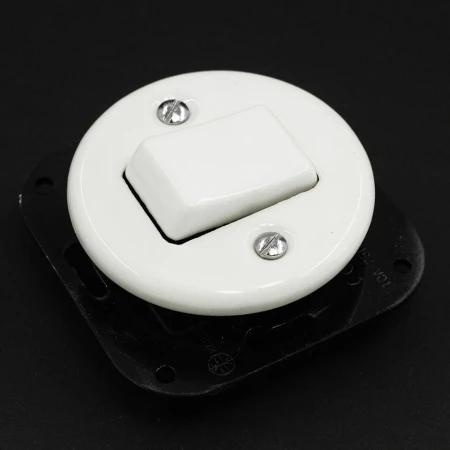 Łącznik krzyżowy 'Retro ceramic' bez ramki, 10A-250V~, biały TG-RC-140W