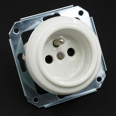 Gniazdo pojedyncze 2P+Z 'Retro ceramic' bez ramki, 16A-250V~, białe TG-RC-51W