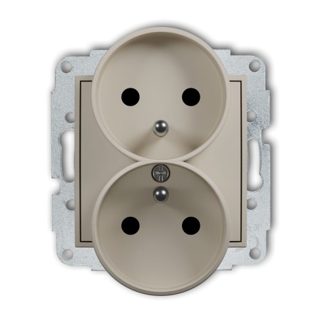 Karlik Seria Mini Mechanizm gniazda podwójnego do ramki z uziemieniem 2x(2P+Z) (przesłony torów prądowych) kolor taupe symbol 60MGPR-2zp