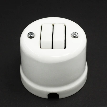 Łącznik podwójny natynkowy 'Retro ceramic' 10A-250V~, biały TG-RCS-210W