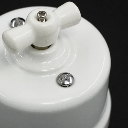 Łącznik krzyżowy obrotowy natynkowy 'Retro ceramic' 10A-250V~, biały TG-RCS-140XW