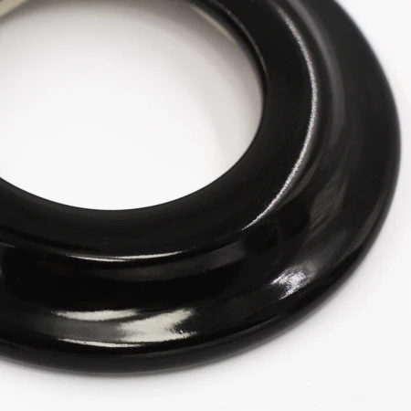 Ramka poczwórna okrągła do łączników i gniazd 'Retro ceramic' - czarna TG-RC-004RB