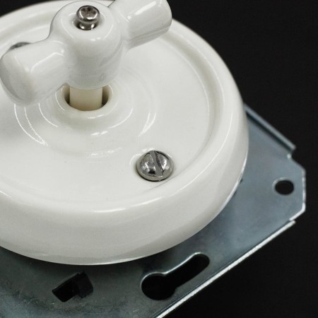 Łącznik krzyżowy obrotowy 'Retro ceramic' bez ramki, 10A-250V~, biały TG-RC-140XW