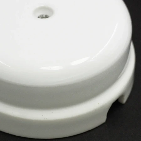 Puszka instalacyjna natynkowa mała 'Retro ceramic', biała TG-RCS-920RW