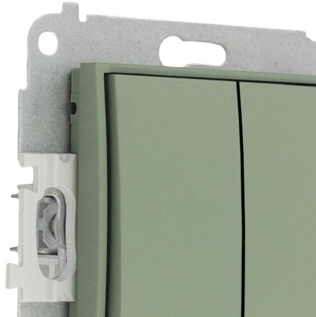 Karlik Seria Mini Mechanizm łącznika jednobiegunowego ze schodowym (dwa klawisze bez piktogramów, wspólne zasilanie) kolor szałwiowy symbol 61MWP-10.11