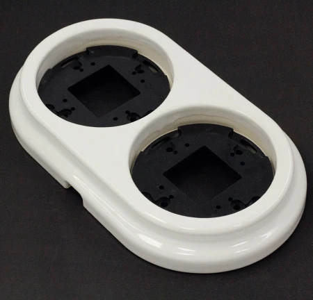 Ramka podwójna okrągła do łączników i gniazd natynkowych 'Retro ceramic' - biała TG-RCS-002RW