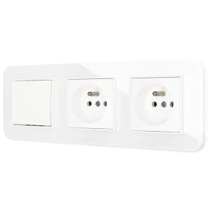 Włącznik pojedynczy i dwa gniazda pojedyncze z ramką zaokrągloną efekt szkła seria ICON kolor biały