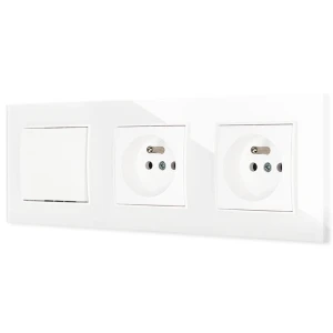 Włącznik pojedynczy i dwa gniazda pojedyncze z ramką kwadratową efekt szkła seria ICON kolor biały