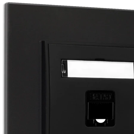 Gniazdo internetowe rj45 1x z ramką kwadratową efekt szkła seria ICON kolor czarny