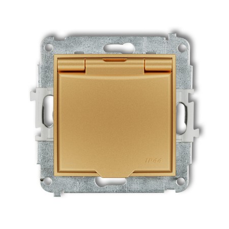 Karlik seria Mini Mechanizm gniazda bryzgoszczelnego z uziemieniem 2P+Z (klapka złota, przesłony torów prądowych) kolor złoty indeks 29MGPB-1zp