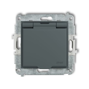 Karlik seria Mini Mechanizm gniazda bryzgoszczelnego z uziemieniem 2P+Z (klapka grafitowy mat, przesłony torów prądowych) kolor grafitowy mat indeks 28MGPB-1zp