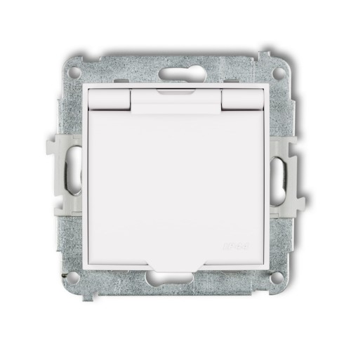 cd8f36ccf48695ae418fffd641fa12e3