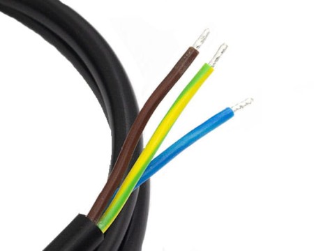 Przewód przyłączeniowy W‑3 3x1,5 mm2 czarny z wtyczką kątową 1,5m