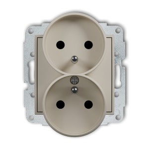 Karlik ICON Mechanizm gniazda podwójnego do ramki z uziemieniem 2x(2P+Z) (przesłony torów prądowych) 60IGPR-2zp