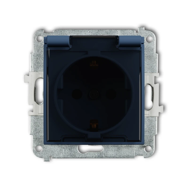 Karlik Seria Mini Mechanizm gniazda bryzgoszczelnego z uziemieniem SCHUKO 2P+Z (klapka dymna, przesłony torów prądowych) kolor navy blue symbol 64MGPB-1sdp