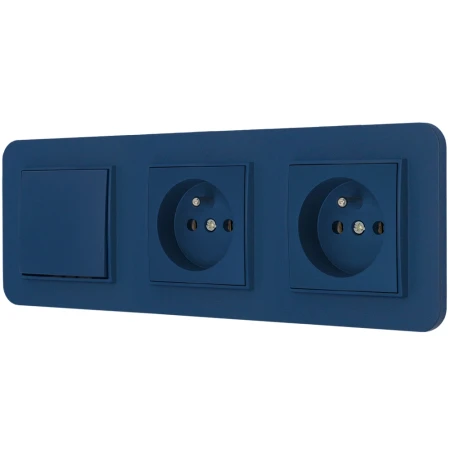 Włącznik pojedynczy i dwa gniazda pojedyncze z ramką zaokrągloną seria MINI kolor navy blue