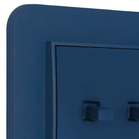 Włącznik pojedynczy i podwójny w stylu USA ramka zaokrąglona seria Mini kolor navy blue