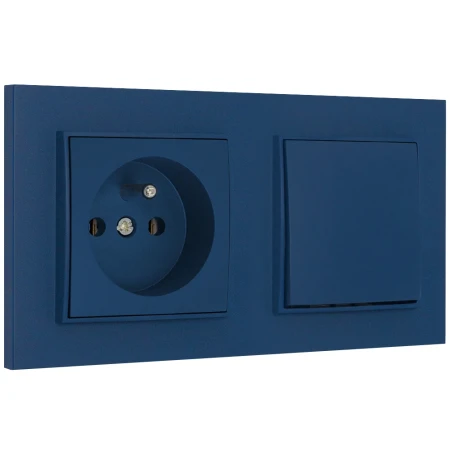 Włącznik pojedynczy z gniazdem pojedynczym z ramką kwadratową seria MINI kolor navy blue