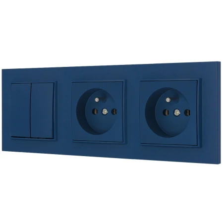 Włącznik podwójny i dwa gniazda pojedyncze z ramką kwadratową seria MINI kolor navy blue