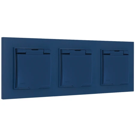 Trzy gniazda hermetyczne z ramką kwadratową seria MINI kolor navy blue